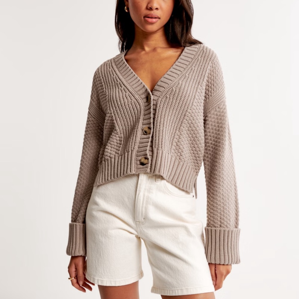 Abercrombie and Fitch The A&F Cameron Seed Stitch Cardigan in Brown XS